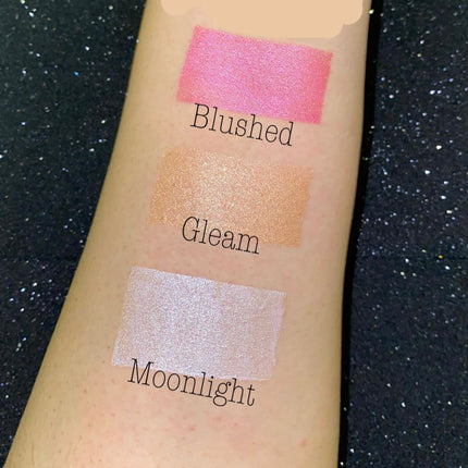 Glamstar In the Spotlight liquid highlighter and blush set